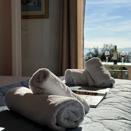 Apartament Vladimiros Barbati